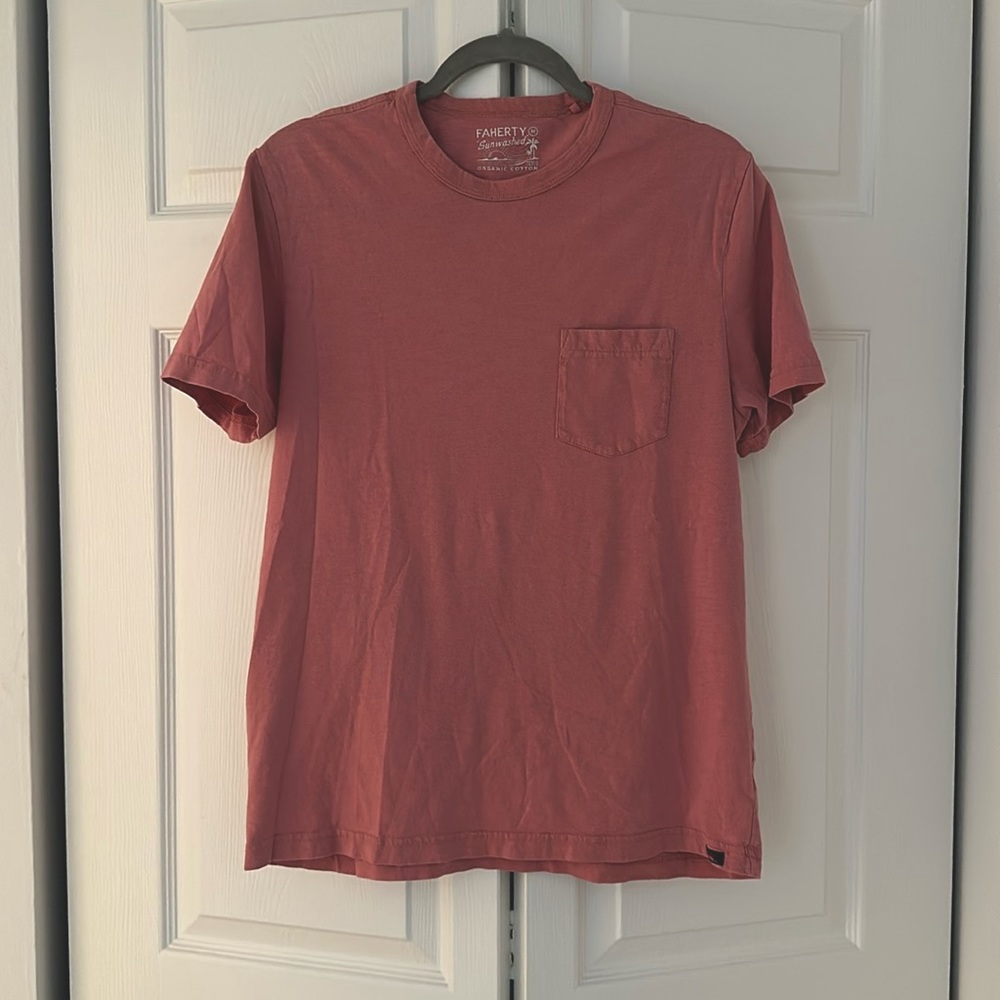 Light orange/pink Faherty tshirt